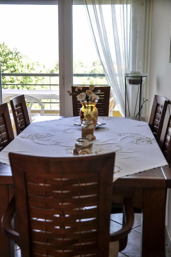 Martha'S Villa Nea Iraklitsa Extérieur photo