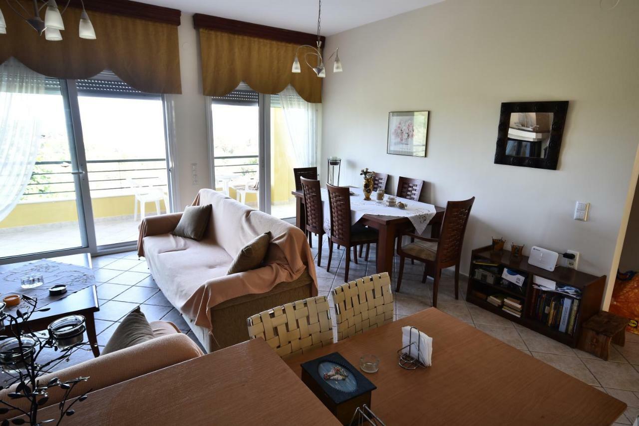 Martha'S Villa Nea Iraklitsa Extérieur photo